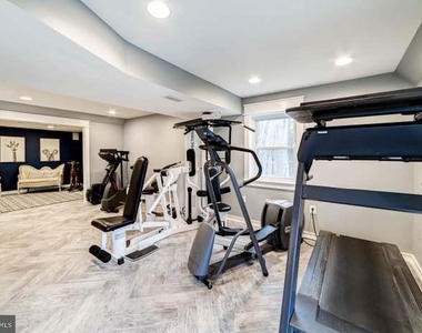 7679 Green Garland Drive - Photo Thumbnail 25