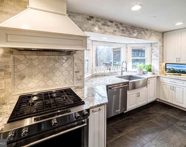 7679 Green Garland Drive - Photo Thumbnail 6
