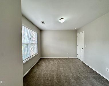8208 Stone Cellar Drive - Photo Thumbnail 23