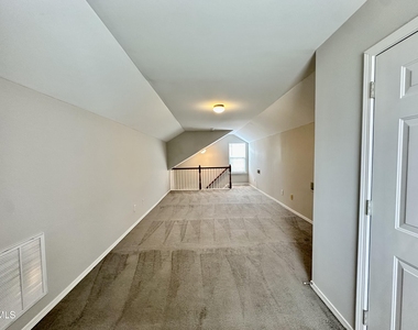8208 Stone Cellar Drive - Photo Thumbnail 29