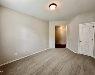 8208 Stone Cellar Drive - Photo Thumbnail 5