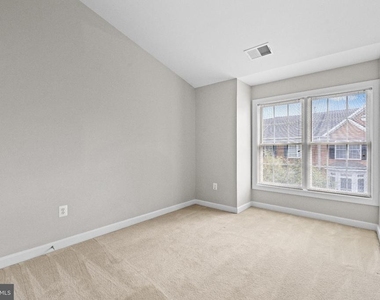 13638 Lavender Mist Lane - Photo Thumbnail 23