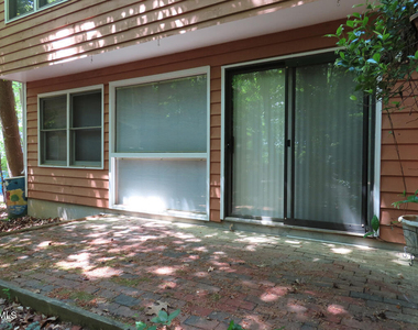 107 S Peak Drive - Photo Thumbnail 21