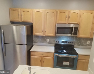 3922 Penderview Drive - Photo Thumbnail 7