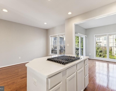 5251 Prairie Willow Way - Photo Thumbnail 12