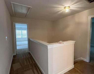 14 Aman Court - Photo Thumbnail 14