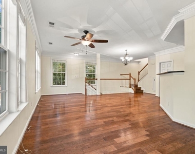 7023 Huntley Run Place - Photo Thumbnail 6