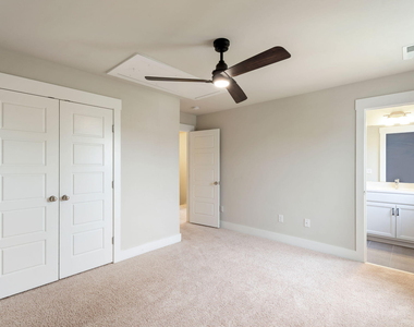 2319 Great Ridge Parkway - Photo Thumbnail 25