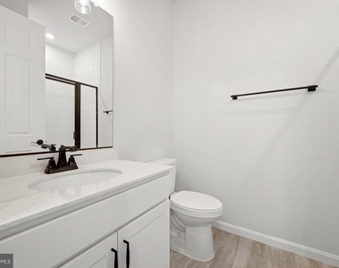 102 Curtain Fall Drive - Photo Thumbnail 8