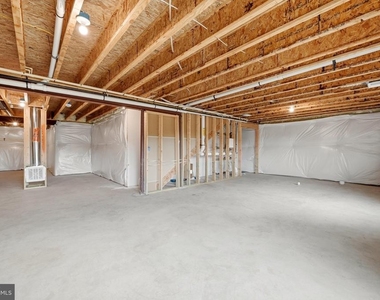 102 Curtain Fall Drive - Photo Thumbnail 42
