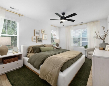 554 E Hargett Street - Photo Thumbnail 16