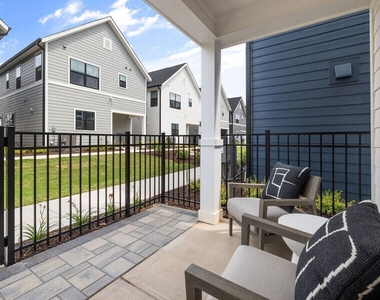 554 E Hargett Street - Photo Thumbnail 23