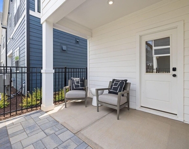 554 E Hargett Street - Photo Thumbnail 24