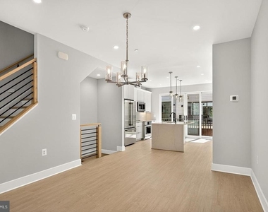 158 N Lee - Photo Thumbnail 26