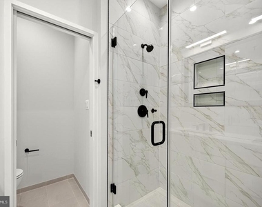 158 N Lee - Photo Thumbnail 37
