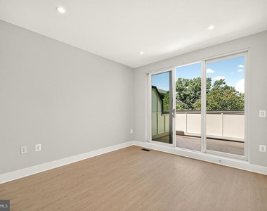 158 N Lee - Photo Thumbnail 47