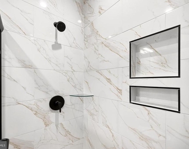 158 N Lee - Photo Thumbnail 9