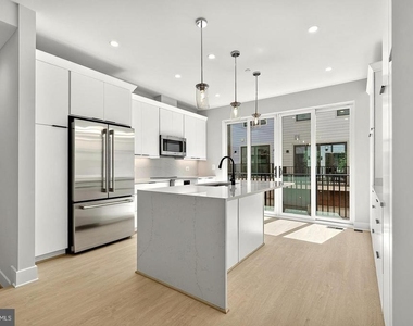 158 N Lee - Photo Thumbnail 12