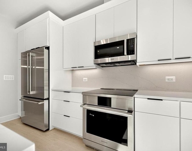 158 N Lee - Photo Thumbnail 18