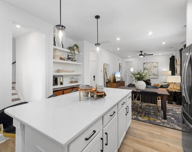554 E Hargett Street - Photo Thumbnail 5