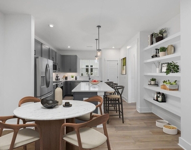 554 E Hargett Street - Photo Thumbnail 7