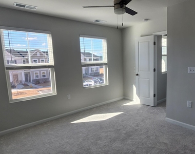 5337 Arkose Drive - Photo Thumbnail 3