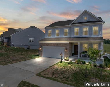 2131 Berwick Drive - Photo Thumbnail 5