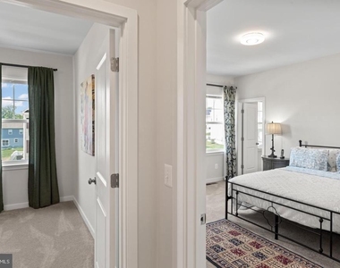 2131 Berwick Drive - Photo Thumbnail 25