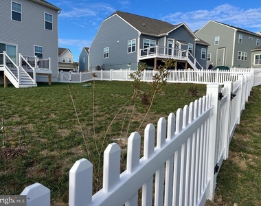 2131 Berwick Drive - Photo Thumbnail 39