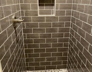 809 N Ashton Street - Photo Thumbnail 12
