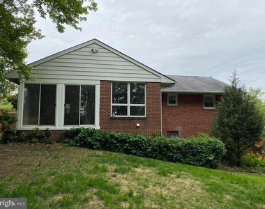 809 N Ashton Street - Photo Thumbnail 38