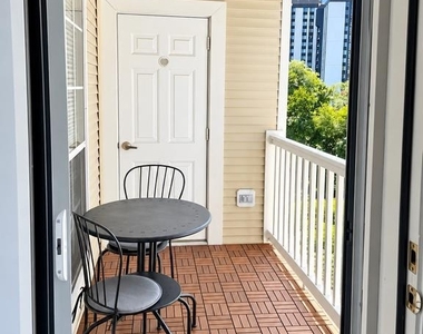 4550 Strutfield Lane - Photo Thumbnail 4