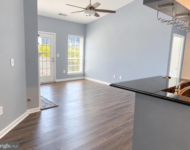 4550 Strutfield Lane - Photo Thumbnail 9