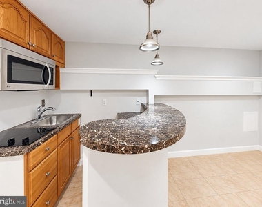 1525 King Street - Photo Thumbnail 4
