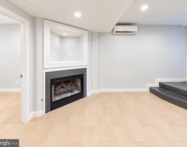 1525 King Street - Photo Thumbnail 6