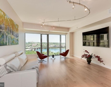 1111 19th Street N - Photo Thumbnail 5