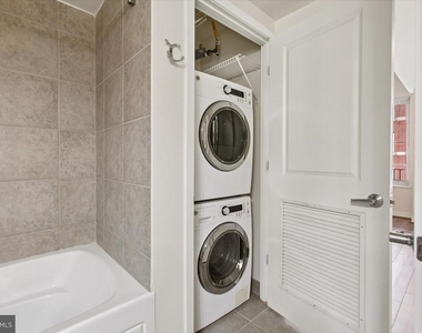 820 N Pollard Street - Photo Thumbnail 18