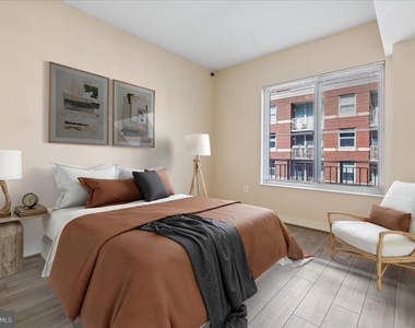 820 N Pollard Street - Photo Thumbnail 6