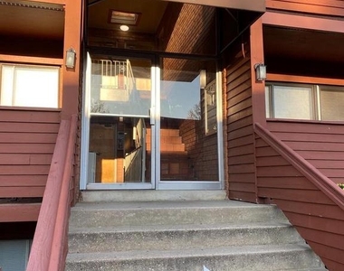 1506 S George Mason Drive - Photo Thumbnail 1