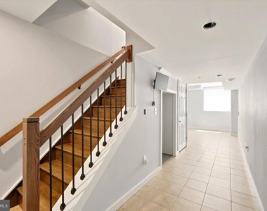 2044 N Fifth Street - Photo Thumbnail 16