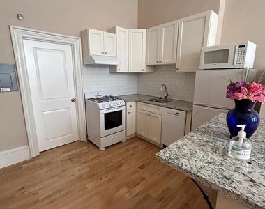 152 N 21st Street - Photo Thumbnail 1