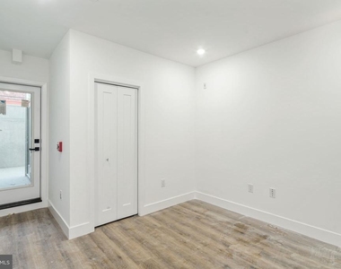 1522 N 8th Street - Photo Thumbnail 10
