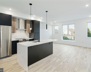 1522 N 8th Street - Photo Thumbnail 17