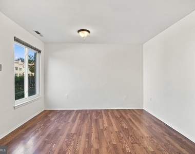 7601 Crittenden Street - Photo Thumbnail 4