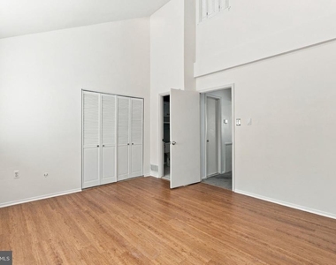 7601 Crittenden Street - Photo Thumbnail 7