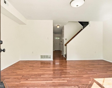 7601 Crittenden Street - Photo Thumbnail 14