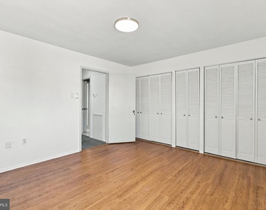 7601 Crittenden Street - Photo Thumbnail 19