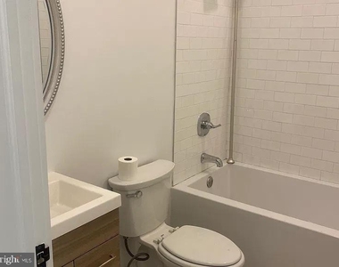 1245 W Westmoreland Street - Photo Thumbnail 6