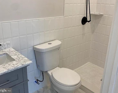 553 E Penn Street - Photo Thumbnail 5