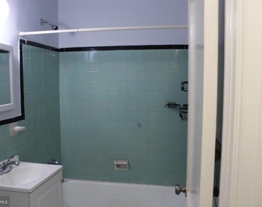 565 E Tabor Road - Photo Thumbnail 7